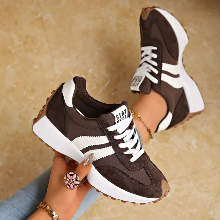 Brown retro chunky sneaker, three-quarter angle view