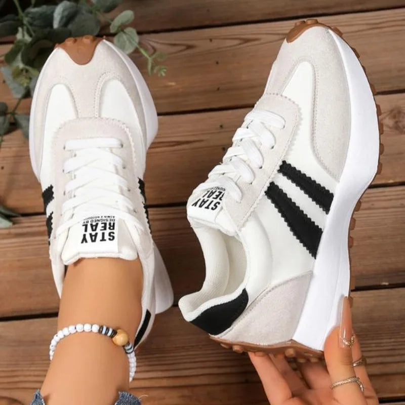 Green retro chunky sneaker