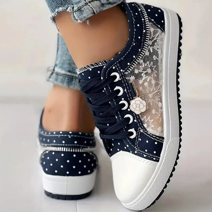 Light blue embroidered mesh platform sneaker