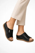 Leva | Wedge Slip-On Mule