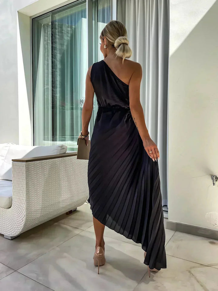 Nyla | Pleated Rose Midi