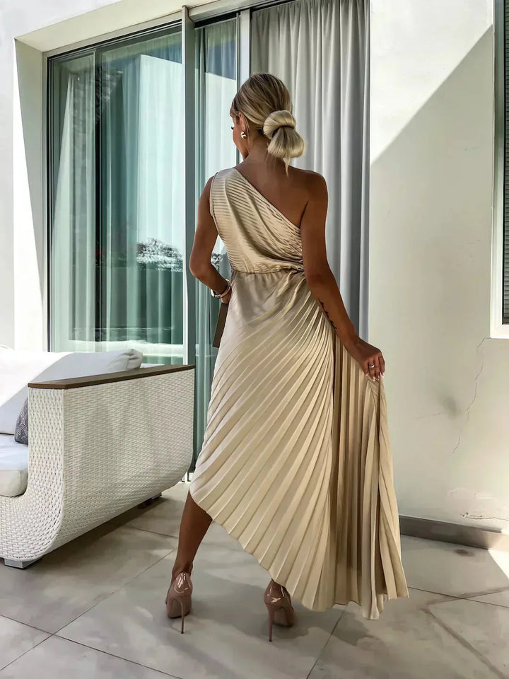 Nyla | Pleated Rose Midi